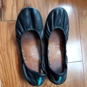 Black Tieks